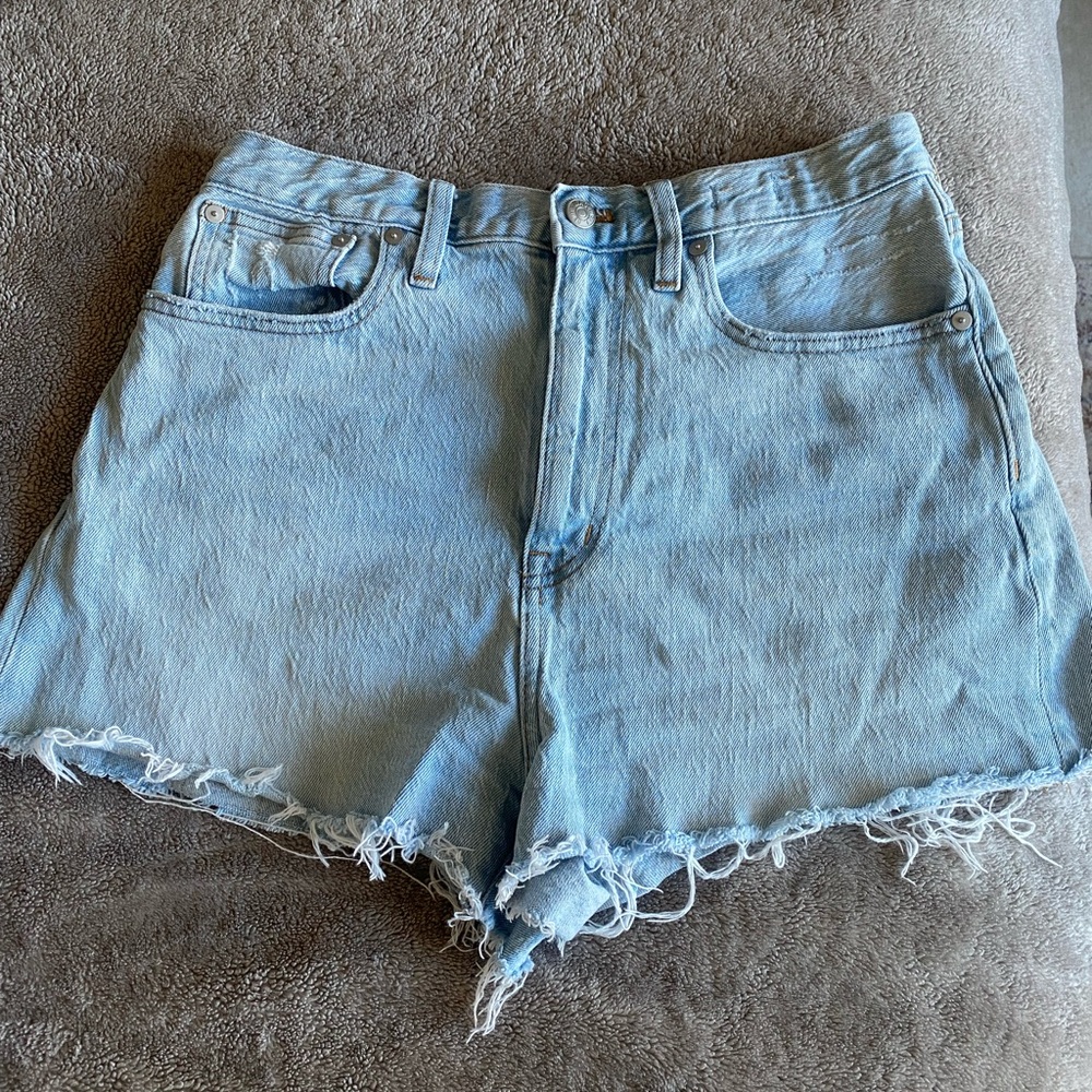 Madewell Mom jean short short